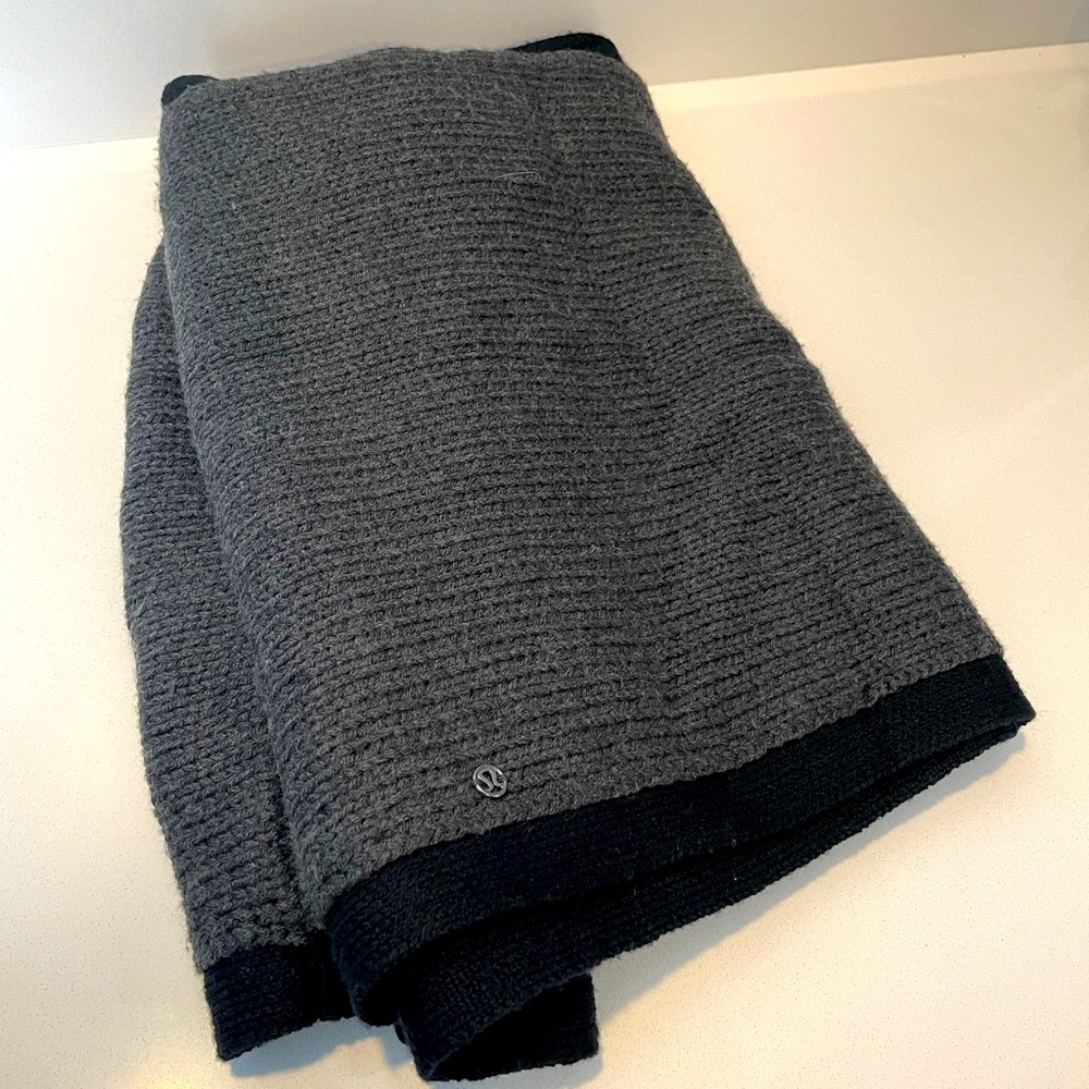 Lululemon Blissed Out Infinity Merino Wool Scarf